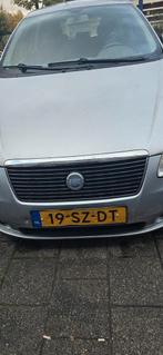 Fiat Croma 1.8 16V 2006 Grijs, Auto's, Fiat, Stof, 4 cilinders, 700 kg, 1796 cc