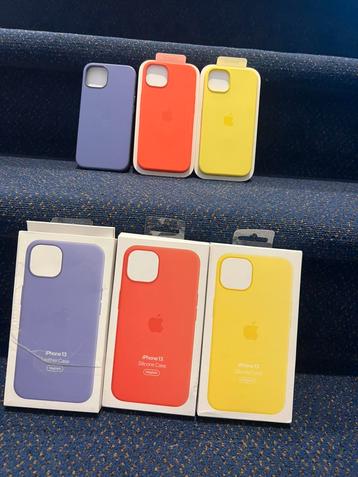 Apple iPhone 13 hoesjes beschikbaar voor biedingen