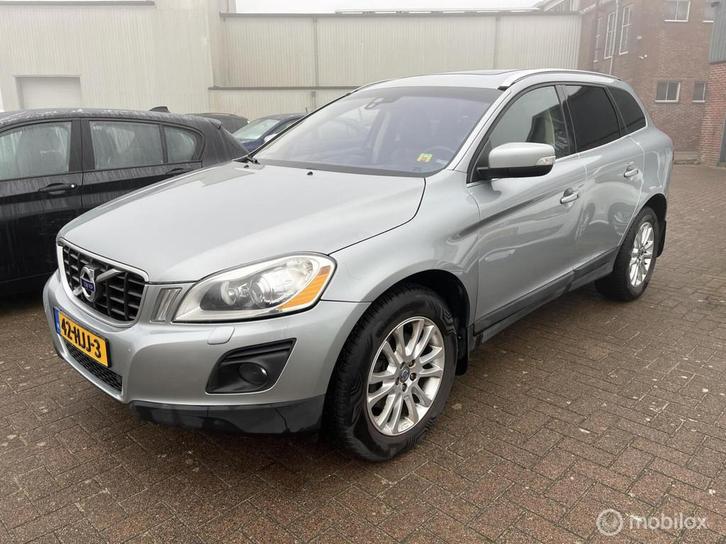 Volvo XC60 2.4 D5 AWD Summum 136kw /185pk trekhaak pano dak, Auto's, Volvo, Bedrijf, Te koop, XC60, 4x4, ABS, Airbags, Airconditioning