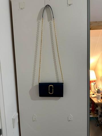 Marc Jacobs Wallet on Chain Tas