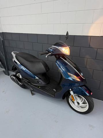 Piaggio New Fly 4Takt 2016 Snorscooter 1e eigenaar! beschikbaar voor biedingen