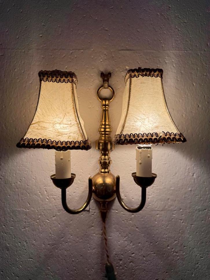 Oude Wandlamp met Kapjes, Huis en Inrichting, Lampen | Wandlampen, Gebruikt, Metaal, Ophalen of Verzenden