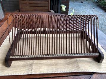 t.k.Vintage teakhouten LP standaard 50LP’s beschikbaar voor biedingen
