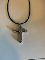 18K Wit Gouden Kruis met Diamantjes & Leren Hanger, Ophalen of Verzenden, Zo goed als nieuw, Wit, Goud