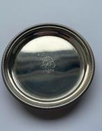 Fraaie ronde  flessenbak /wijnfles onderzetter met decoratie, Ophalen of Verzenden, Zilver