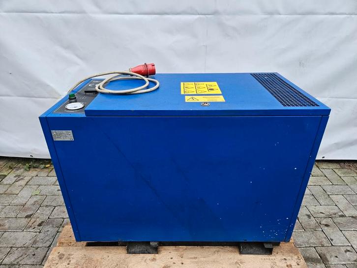 Airpress geluidsarme compressor 550 l/min, Doe-het-zelf en Verbouw, Compressors, Gebruikt, 6 tot 10 bar, 100 liter of meer, 400 tot 800 liter/min