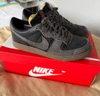 Nike dunk low Terminator - maat 43 als nieuw, Kleding | Heren, Schoenen, Ophalen of Verzenden, Zo goed als nieuw