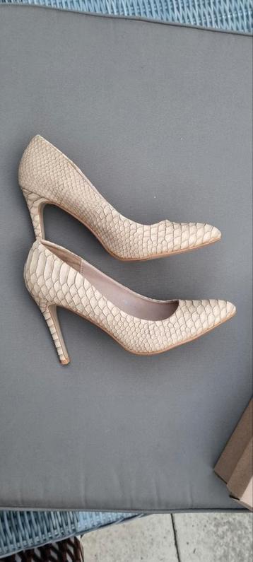Beige Pumps Maat 41 - Zo Goed Als Nieuw beschikbaar voor biedingen