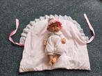 A. Juan babypop met Dekentje en Kleertjes, Ophalen of Verzenden, Gebruikt, Babypop