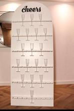 Cheers wall, Hobby en Vrije tijd, Feestartikelen | Verhuur, Ophalen, Zo goed als nieuw