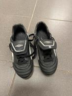 Umbro Voetbalschoenen Maat 35,5, Ophalen, Gebruikt, Schoenen