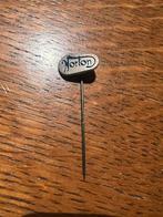 Vintage Norton Speldje, Ophalen of Verzenden, Gebruikt, Merk, Speldje of Pin