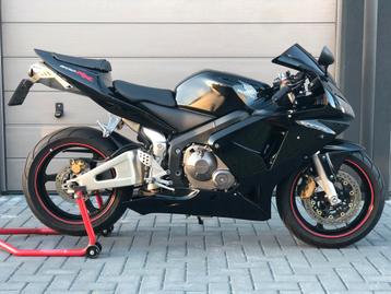 Honda CBR600RR PC37 | Zwart | 35kw beschikbaar voor biedingen