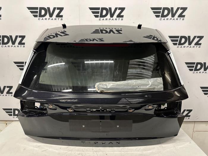 Achterklep van een Volkswagen Tiguan (LC9X), Auto-onderdelen, Carrosserie en Plaatwerk, Achterklep, Volkswagen, Gebruikt, 3 maanden garantie