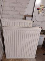 Radiatoren x 2, Doe-het-zelf en Verbouw, Verwarming en Radiatoren, Ophalen, 30 tot 80 cm, Gebruikt, Radiator