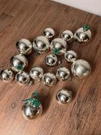 17 Kerstballen zilver van glas, Diversen, Kerst, Ophalen of Verzenden, Gebruikt