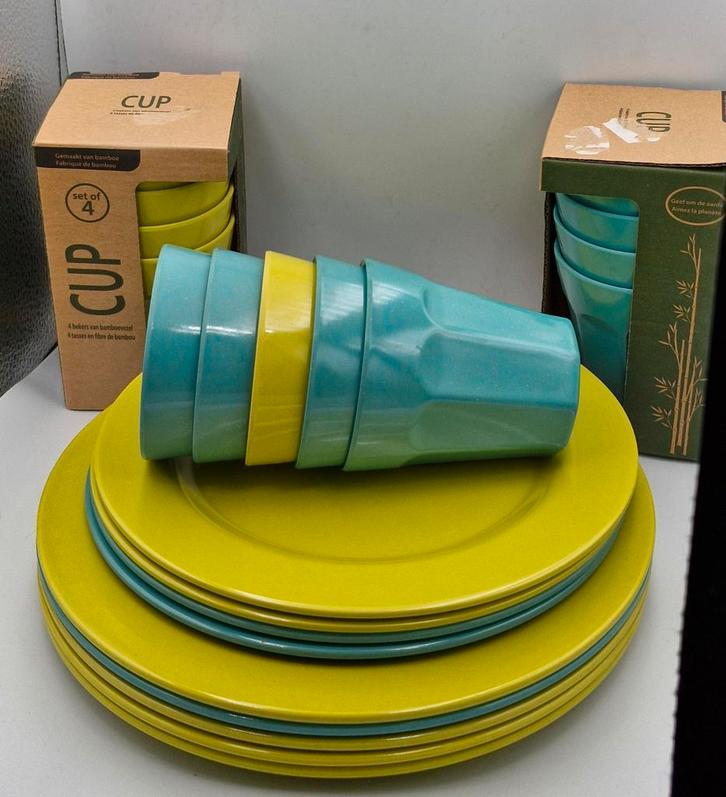Duurzaam bamboe campingservies 22-delig, deels nieuw, Caravans en Kamperen, Kampeeraccessoires, Zo goed als nieuw, Ophalen of Verzenden