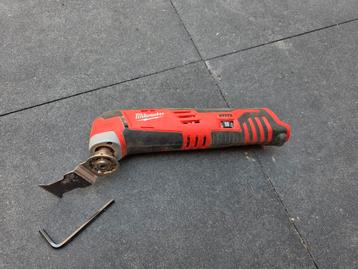 Milwaukee C12 MT multitool beschikbaar voor biedingen