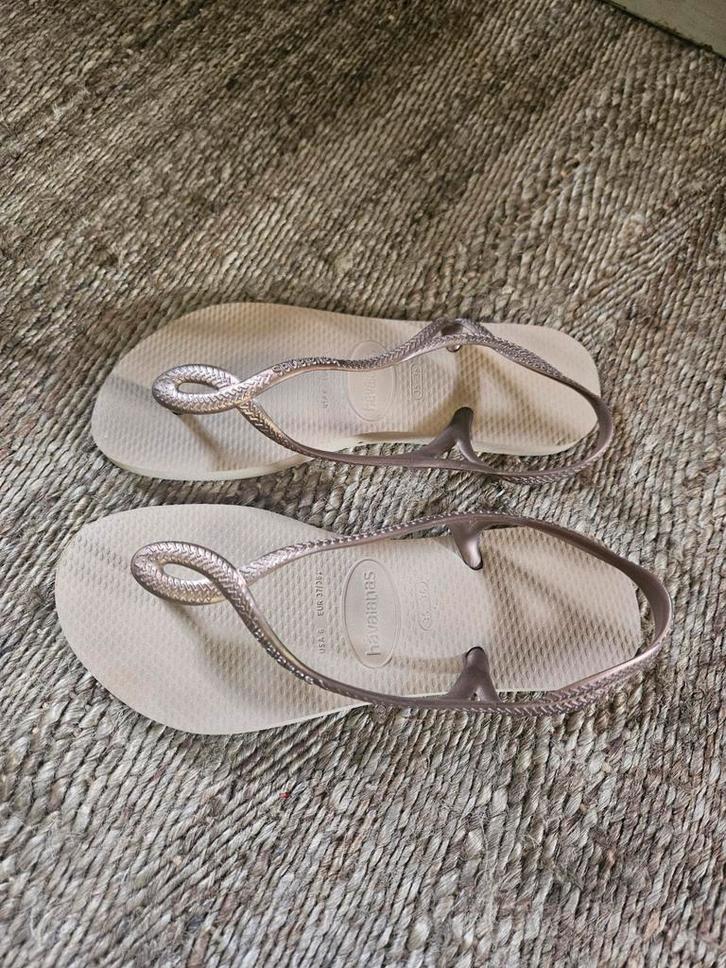 Havaianas NIEUW, Kleding | Dames, Schoenen, Nieuw, Sneakers of Gympen, Overige kleuren, Ophalen of Verzenden