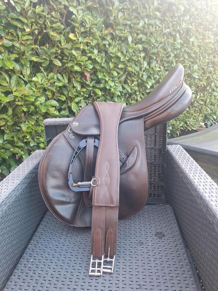 Springzadel Erreplus 18 inch, Dieren en Toebehoren, Paarden en Pony's | Zadels, Springen, Ophalen