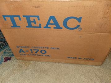TEAC A170 cassette deck in originele doos.