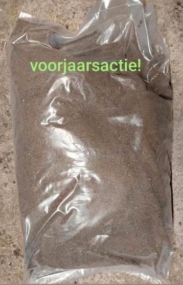 Organische meststof voor uw tuin en gazon! beschikbaar voor biedingen