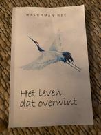 Het Leven Dat Overwint - Watchman Nee, Ophalen of Verzenden, Zo goed als nieuw, Christendom | Katholiek