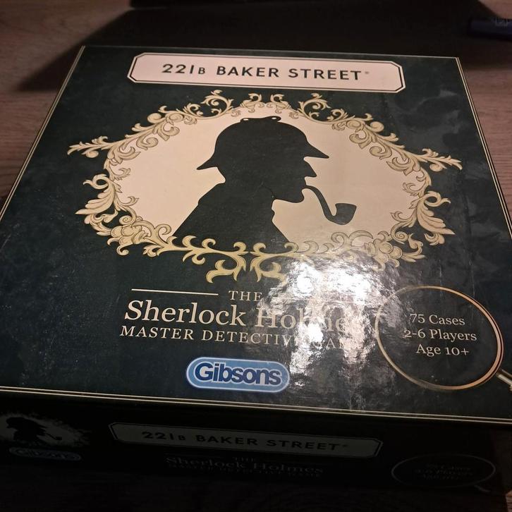 Sherlock Holmes Bordspel - 221B Baker Street, Hobby en Vrije tijd, Gezelschapsspellen | Bordspellen, Zo goed als nieuw, Drie of vier spelers