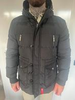 XPLCT Jas XL - (valt als L) - zwarte winterjas, Ophalen of Verzenden, Zo goed als nieuw, Maat 56/58 (XL), Zwart