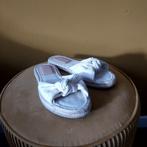 H&M Slippers – Maat 38 – Crème – Zo Goed Als Nieuw, Slippers, H&M, Beige, Ophalen of Verzenden