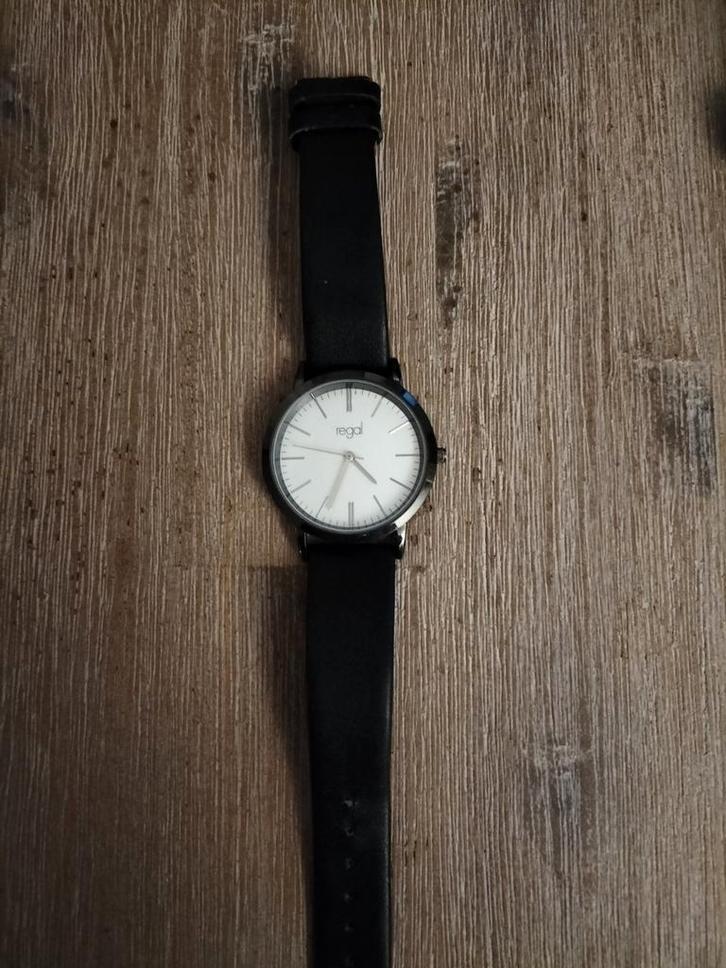 Dameshorloge Regal, Sieraden, Tassen en Uiterlijk, Horloges | Dames, Zo goed als nieuw, Polshorloge, Overige merken, Overige materialen