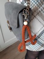 Letter sleutelhanger gepunnikt, Ophalen of Verzenden, Nieuw, Overige typen