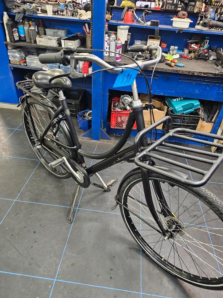 Azor dames fiets 3versnelling zeer mooi, Fietsen en Brommers, Fietsen | Dames | Damesfietsen, Overige merken, 56 cm of meer, Ophalen of Verzenden