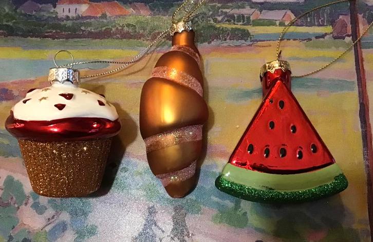 6 Kersthangers: Watermeloen(2) Cupcake(2) Croissant(2), Diversen, Kerst, Ophalen of Verzenden