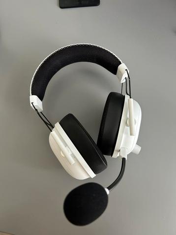Razer BlackShark V2 Pro beschikbaar voor biedingen