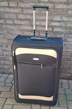 Koffer 71x45x27, Sieraden, Tassen en Uiterlijk, Koffers, Ophalen of Verzenden, Zo goed als nieuw, Hard kunststof