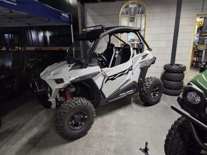 AANBIEDING nieuwe 2024 Polaris RZR 1000 met autokenteken!, Motoren, Quads en Trikes, meer dan 35 kW, 2 cilinders, Ophalen