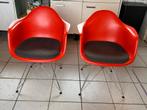 Vitra Eames Kuipstoelen Poppy Red Chroom, Huis en Inrichting, Stoelen, Ophalen