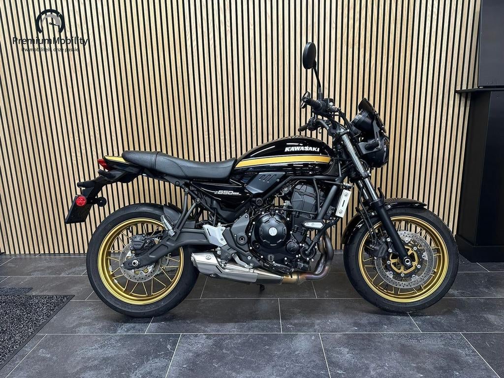 KAWASAKI Z650 RS (BJ 2025 / 2604 KM), 2 cilinders, Bedrijf, Onbekend, KAWASAKI