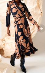 K-design, Ophalen of Verzenden, Nieuw, Onder de knie