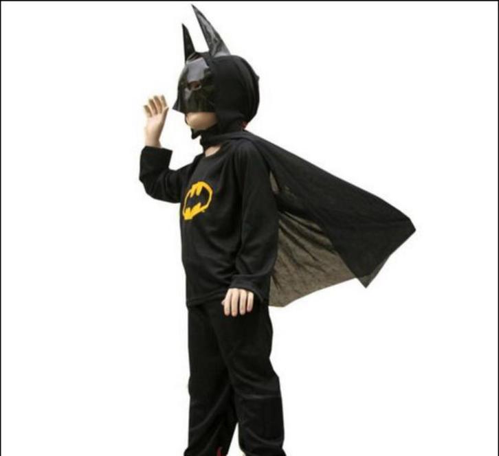 Batman outfit mt 122 / 128, Kinderen en Baby's, Carnavalskleding en Verkleedspullen, Nieuw, Jongen, 122 t/m 128, Ophalen of Verzenden