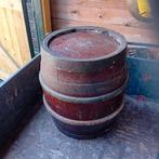 Biervat. Oud houten biervat + Bavaria kratje, Tuin en Terras, Bloembakken en Plantenbakken, Ophalen, Gebruikt, Minder dan 60 cm