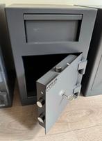 Zeer degelijke Salvus afstortkluis kluis brandkast, Huis en Inrichting, Brandblussers en Brandkasten, Ophalen, Zo goed als nieuw