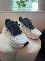 On Cloudtilt Sportschoenen CloudTilt 39. Zo goed als nieuw, Ophalen of Verzenden, Zo goed als nieuw, Wit