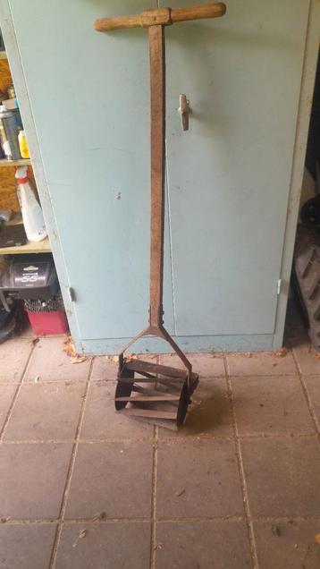 Rol schoffel rolhakker rol hakker onkruid ouderwets beschikbaar voor biedingen