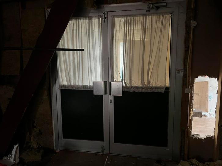 Aluminium pui met 2 deuren 195x222 (bxh) horeca type, Doe-het-zelf en Verbouw, Kozijnen en Schuifpuien, Gebruikt, Deurkozijn, Aluminium