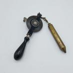 Keuffel & Esser Co USA Meetband Met Schietlood (40302-83), Antiek en Kunst, Ophalen of Verzenden