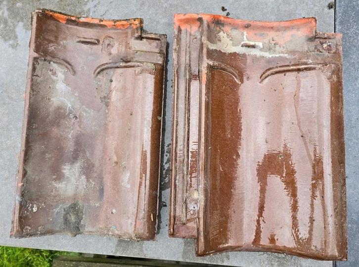 VHV dakpannen - geglazuurd,  bruin - circa 350 stuks, Doe-het-zelf en Verbouw, Overige Doe-het-zelf en Verbouw, Gebruikt, Ophalen