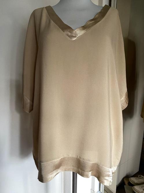 zomertop Ambika 46/48 zandbeige NIEUW, Kleding | Dames, Tops, Nieuw, Maat 46/48 (XL) of groter, Beige, Korte mouw, Ophalen of Verzenden