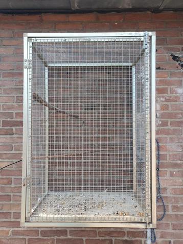 Alu kooi voor vogels of duiven  beschikbaar voor biedingen